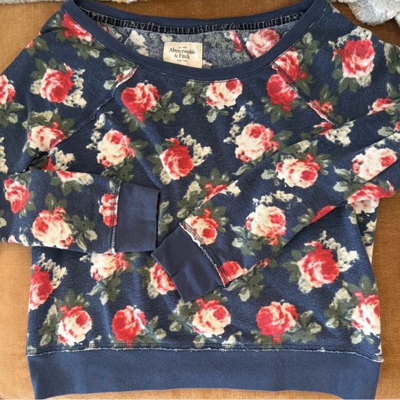 Abercrombie & Fitch Sweaters - Abercrombie & Fitch Navy Sweatshirt with Red Floral Print